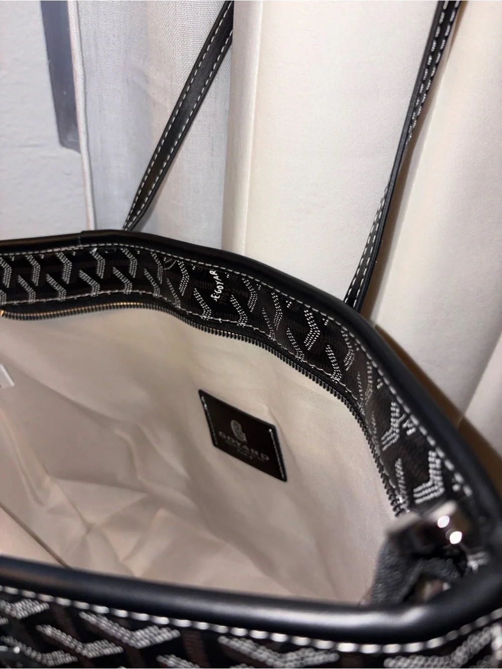 Black Patterned Tote Bag - Luxury-Inspired Women's Handbag